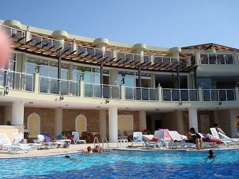 Bogazici Royal Heights Apartments מראה חיצוני תמונה